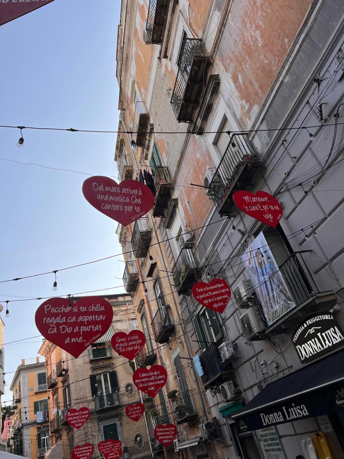 Casa Tolentino Al Centro Di Napoli Villa Eksteriør billede